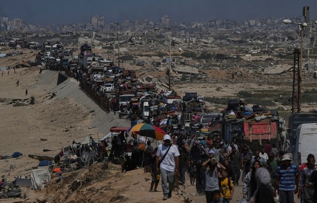 gaza mass migration during israel hamas war (Photo- AP)