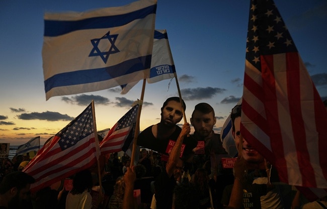 protest on hostages (Photo- AP) protest on hostages (Photo- AP)