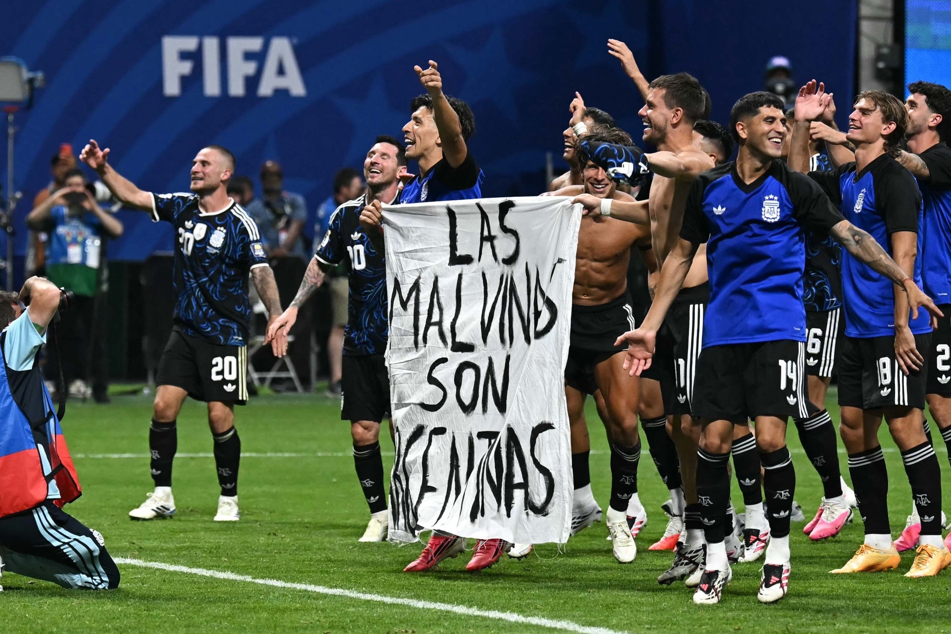 banner banner
