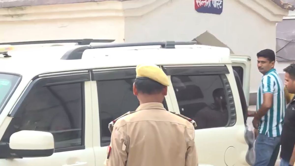 ayodhya ram mandir donation theft accused used relatives bank accounts to launder stolen Money police sources ayodhya ram mandir donation theft accused used relatives bank accounts to launder stolen Money police sources