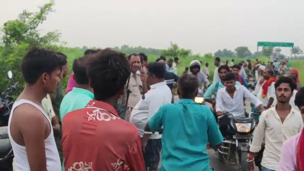 bagaha csp operator robbed rs 6 lakh after withdrawing cash