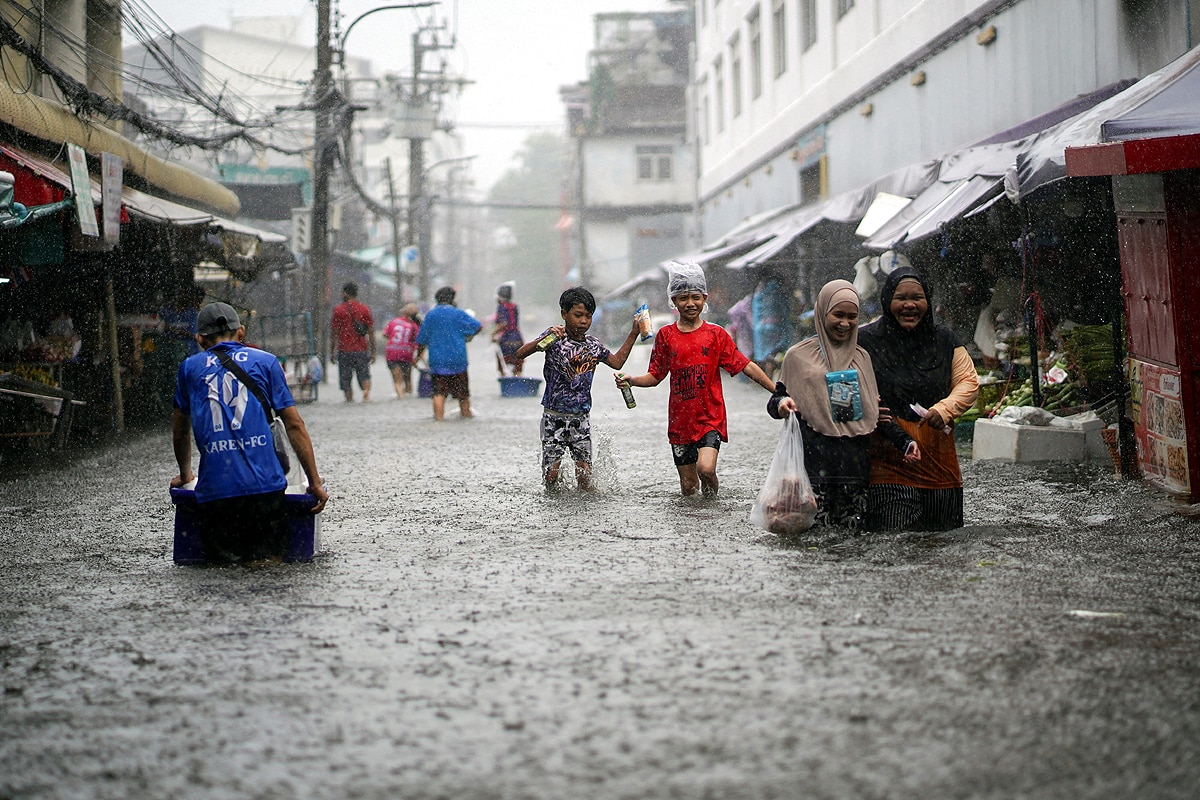 Bangkok floods Bangkok floods