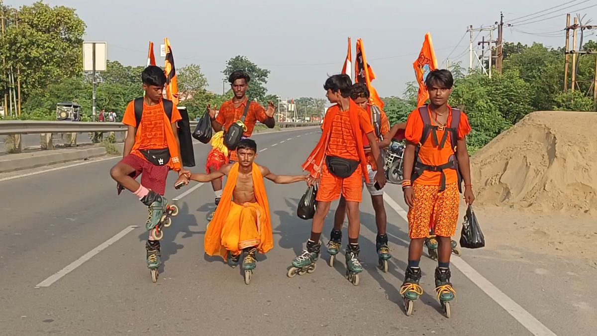 begusarai youths skate 420 km to deoghar for baba baijnath dham kanwar yatra begusarai youths skate 420 km to deoghar for baba baijnath dham kanwar yatra