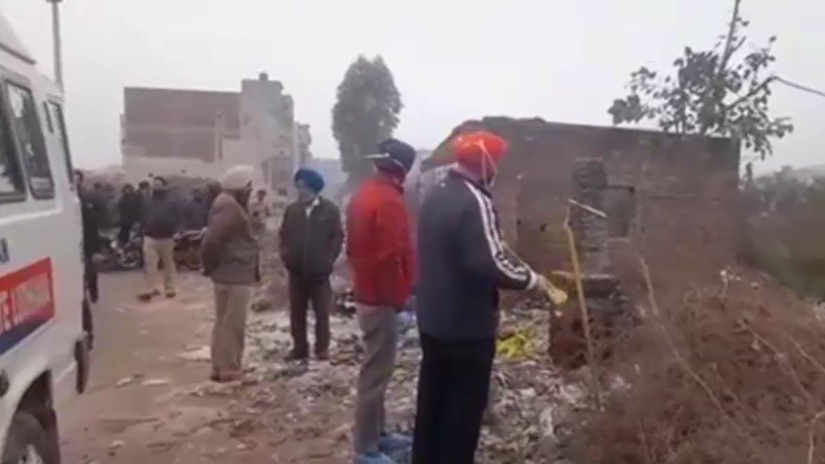 दो दिन पहले मुंबई से लौटा, 15 मिनट घर पर रुका, अब तीन टुकड़ों में मिला शव, आधा शरीर ड्रम में पड़ा था