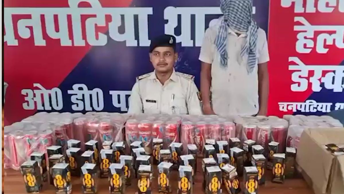 जमीन में बने गुप्त तहखाने से 151 पीस शराब बरामद(screengrab:itg)
