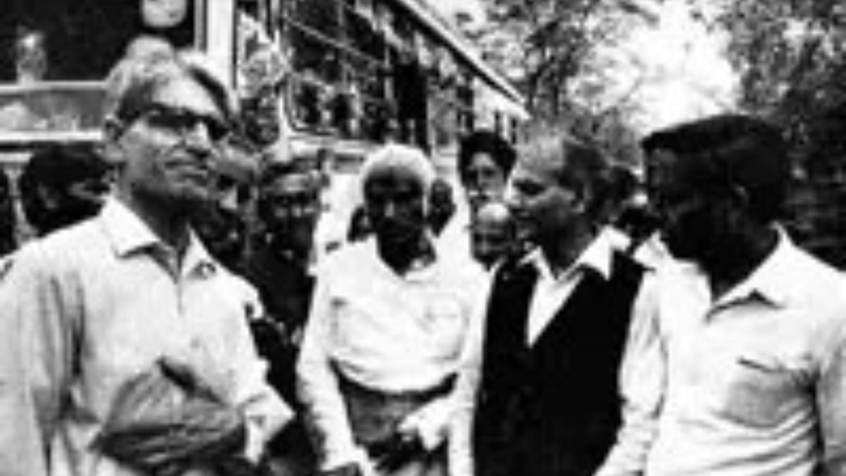 बाबा आमटे ने 1984 और 1988 में दो चरणों में की थी भारत जोड़ो यात्रा