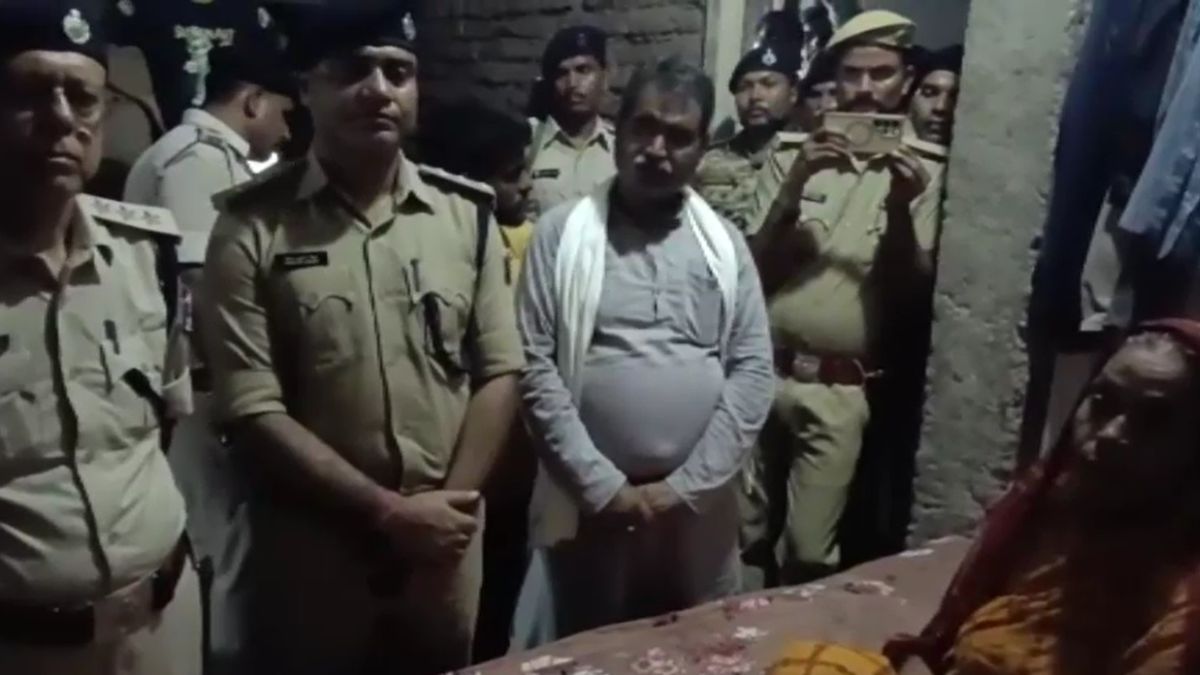 bhojpur SP meets bharat Tiwari family 8 days after encounter assures fair probe security