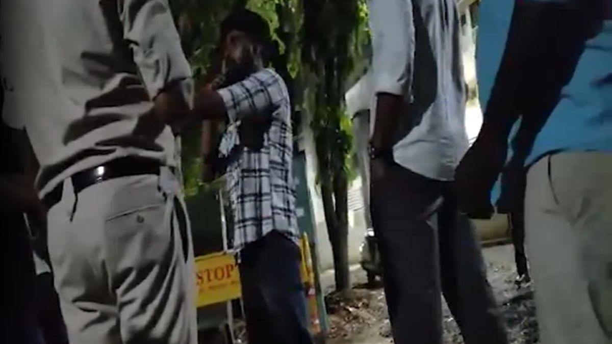 bhopal hostel stone pelting cctv video students panicked patel nagar piplani bhopal hostel stone pelting cctv video students panicked patel nagar piplani