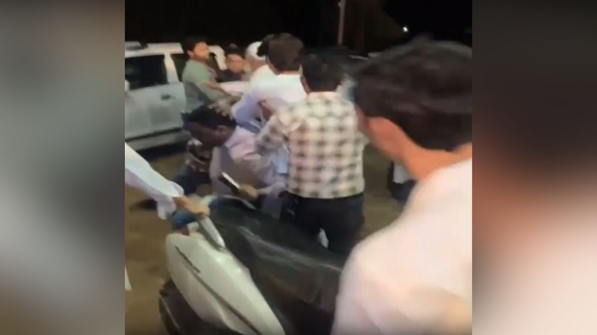 मेकअप का सामान न मिलने से नाराज दुल्हन ने शादी से किया इंकार मेकअप का सामान न मिलने से नाराज दुल्हन ने शादी से किया इंकार