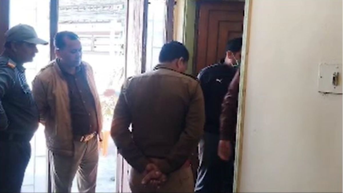 Bijnor judges daughter fiancé found dead guesthouse Bijnor judges daughter fiancé found dead guesthouse