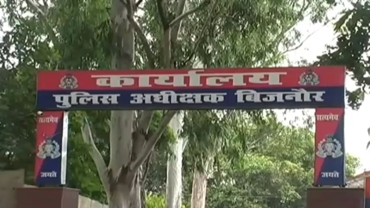 bijnor woman alleges rape on marriage pretext boyfriend takes rs 20 lakh