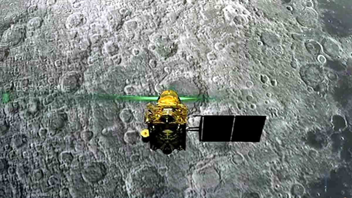 Chandrayaan-3 reveals moon surface Chandrayaan-3 reveals moon surface