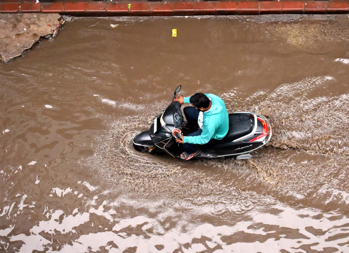Delhi Weather December-Like Cold Delhi Weather December-Like Cold