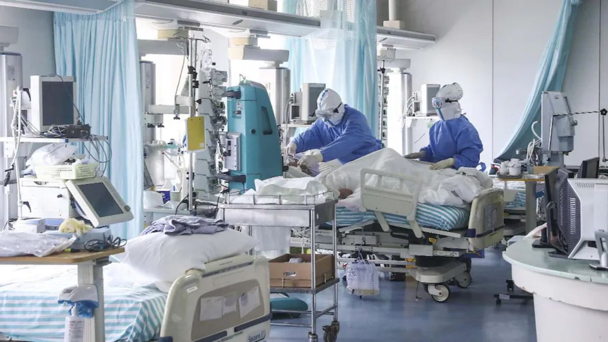 दुनिया में सबसे पहले चीन के वुहान में मिला था कोरोना केस (फोटो: AFP) दुनिया में सबसे पहले चीन के वुहान में मिला था कोरोना केस (फोटो: AFP)