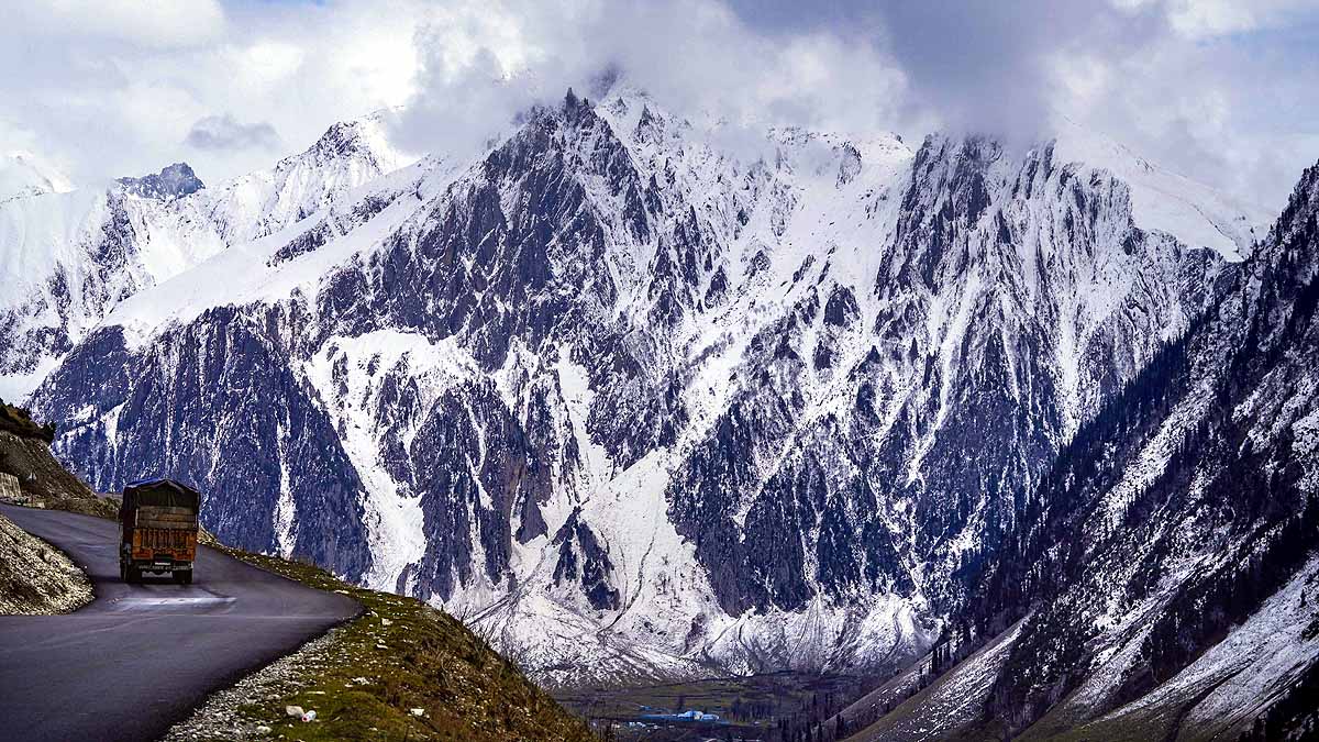 China India Border, Pentagon Report