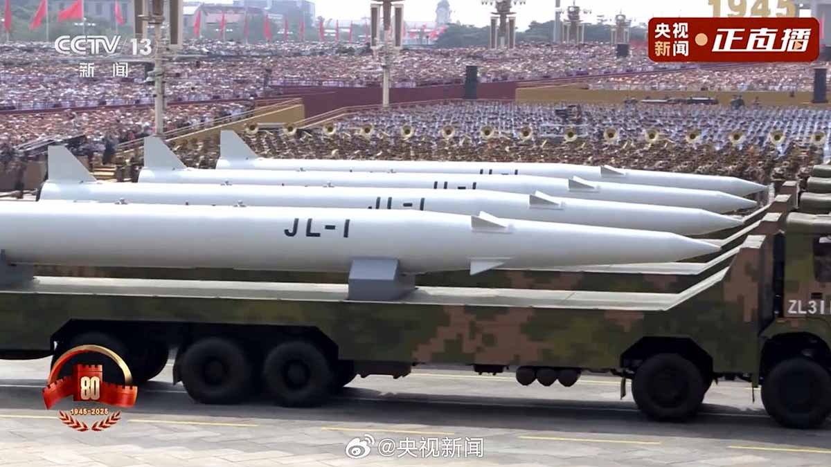 china victory day parade weapons