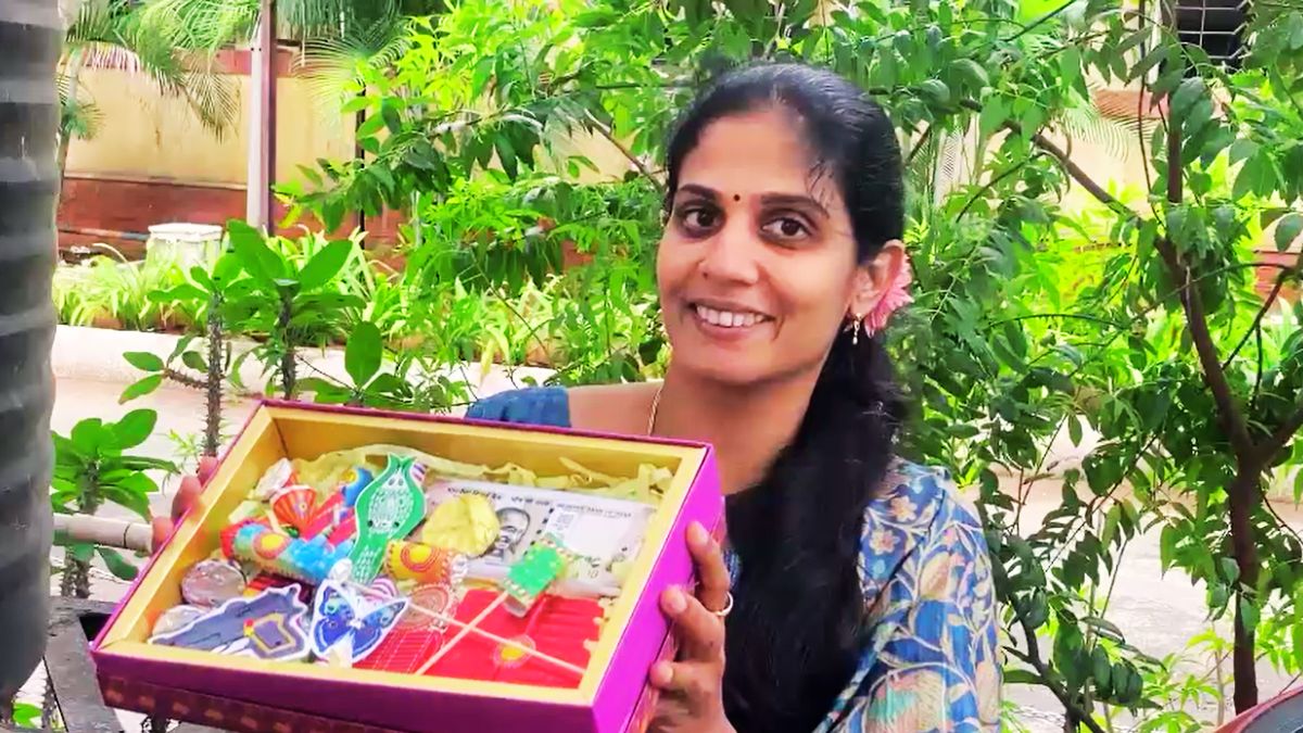 Coimbatore Chocolate Innovator Creates Edible Crackees for Diwali Coimbatore Chocolate Innovator Creates Edible Crackees for Diwali