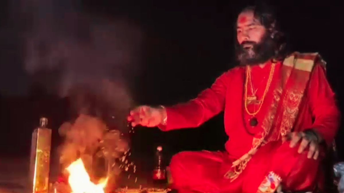 dark night owl sacrifice ujjain maha shmashan tantra kriya story