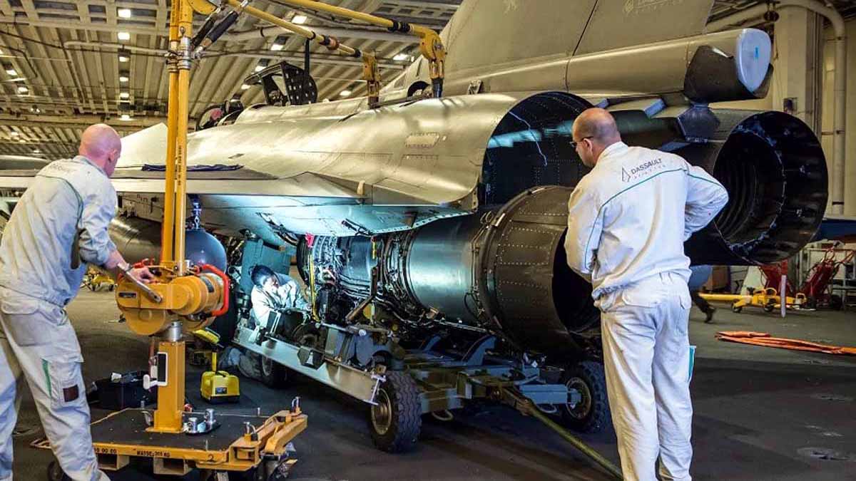  Dassault ties tata Rafale Fuselage
