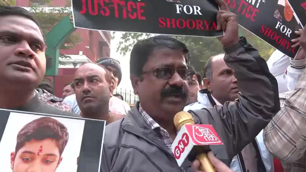 delhi 16 year old student suicide organ donation note teachers accused