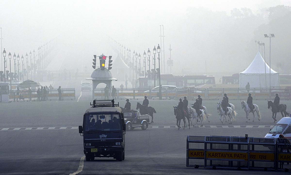 delhi pollution beijing china
