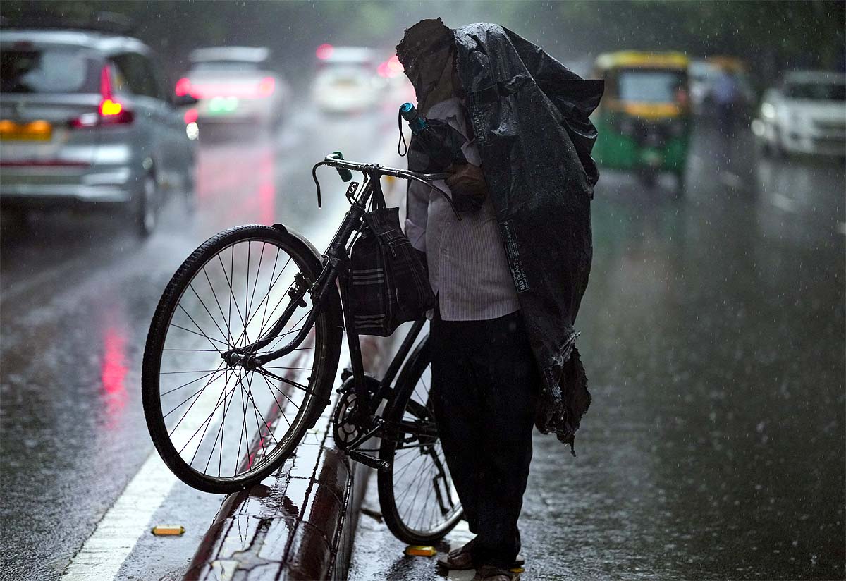 Delhi monsoon rain, August rainfall record Delhi monsoon rain, August rainfall record