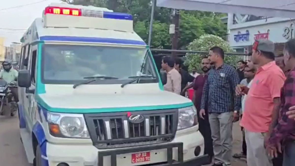 delhi saty niketan tragedy only son dies building collapse family breaks down delhi saty niketan tragedy only son dies building collapse family breaks down