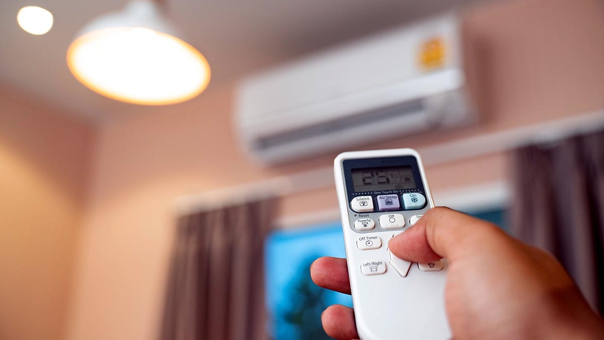 Delhi Summer Heat Electricity