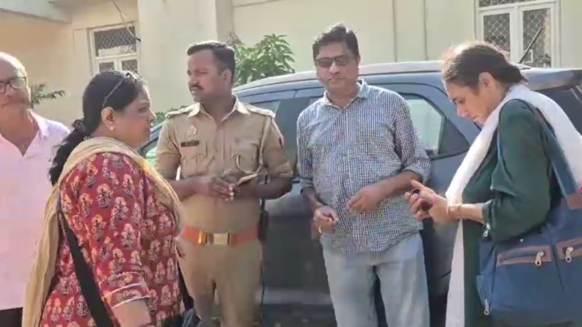 मेडिकल कॉलेज केस… गोरखपुर से मुंबई निकले थे, फिर देवरिया कैसे पहुंचे मृतक इंजीनियर, रहस्य गहराया