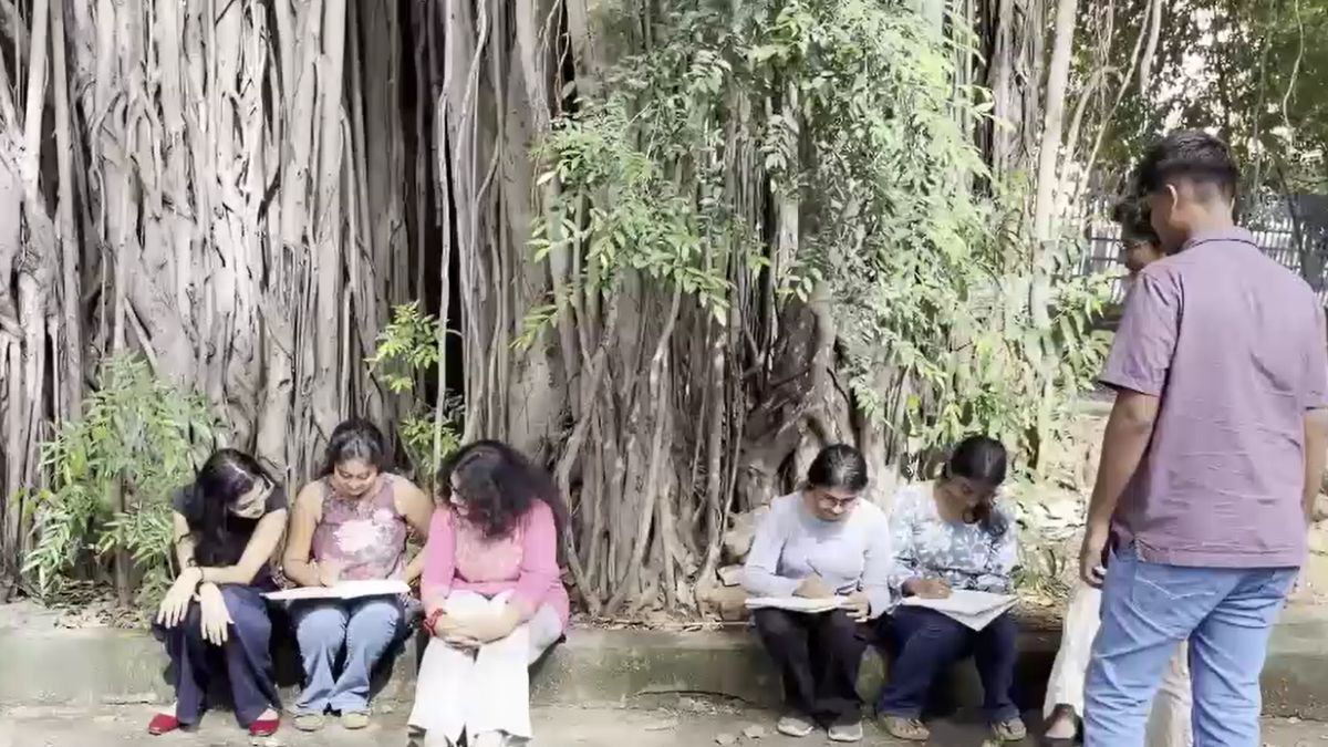 Dreams serenity and Mumbai college story of 110 year old banyan tree Dreams serenity and Mumbai college story of 110 year old banyan tree