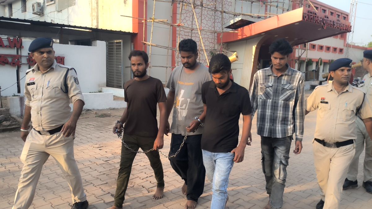 दुर्ग इंस्टाग्राम दोस्ती हनीट्रैप महिला ने लड़के का अपहरण कर लिया दुर्ग इंस्टाग्राम दोस्ती हनीट्रैप महिला ने लड़के का अपहरण कर लिया