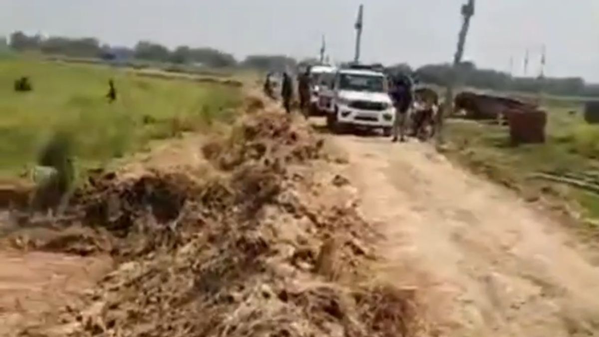 Encounter action and Mahapanchayat Bharat Tiwari mother said hope truth will come out