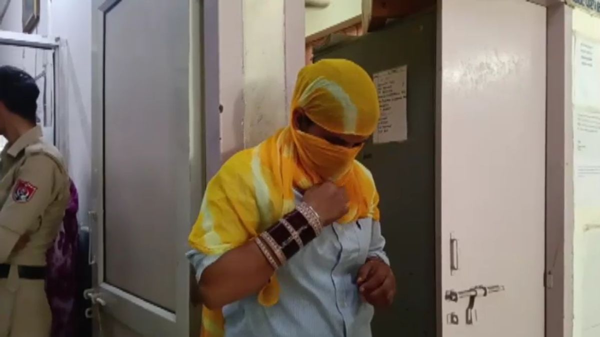 fake punjab police asi woman arrested moga uniform marriage drama