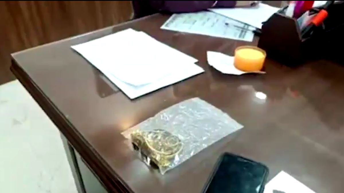 faridabad scrap dealer returns 15 lakh gold sold as junk after 4 months faridabad scrap dealer returns 15 lakh gold sold as junk after 4 months