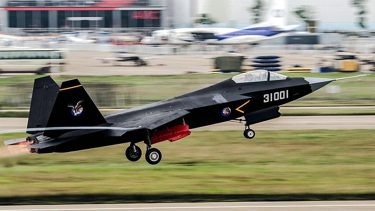Pakistan, FC-31 Stealth Fighter Jet, China, India