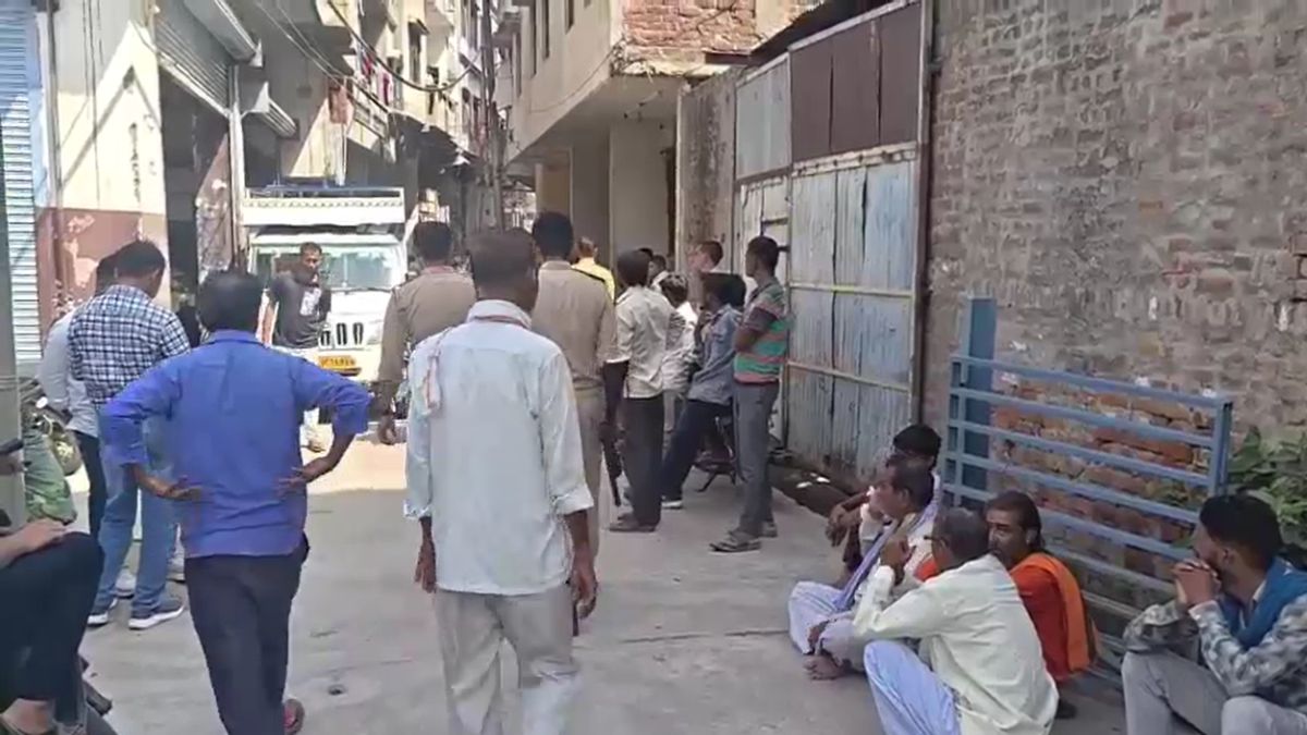 firozabad land dispute brother in law accused killing woman axe firozabad land dispute brother in law accused killing woman axe