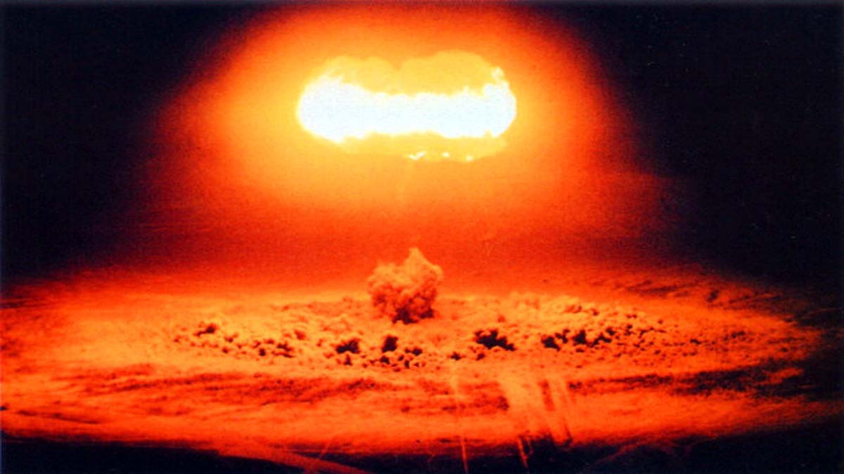 Global Nuclear Warheads Global Nuclear Warheads