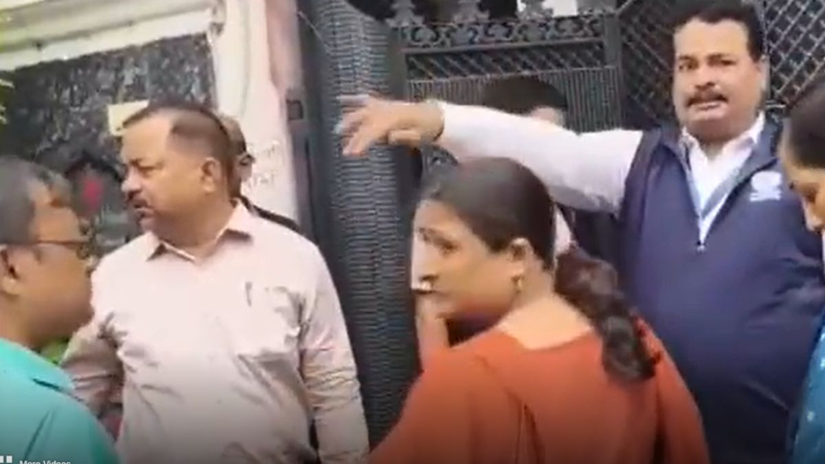 former up arto lalit kumar raid lucknow noida properties 13 kg gold 9 kg silver vigilance team reward former up arto lalit kumar raid lucknow noida properties 13 kg gold 9 kg silver vigilance team reward