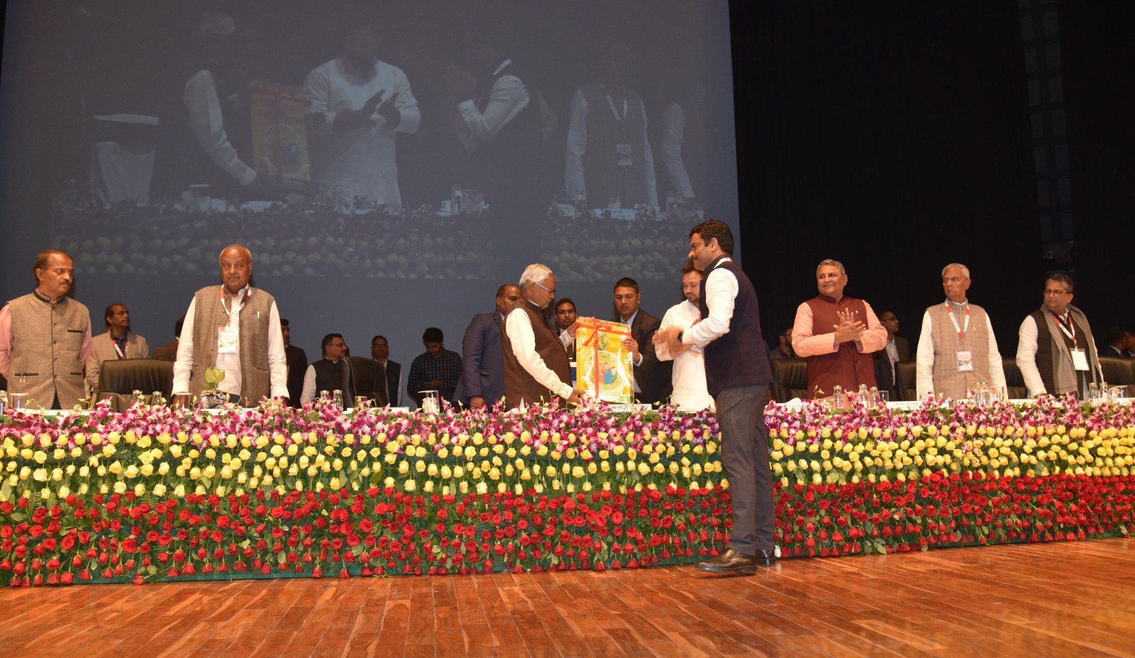 नीतीश