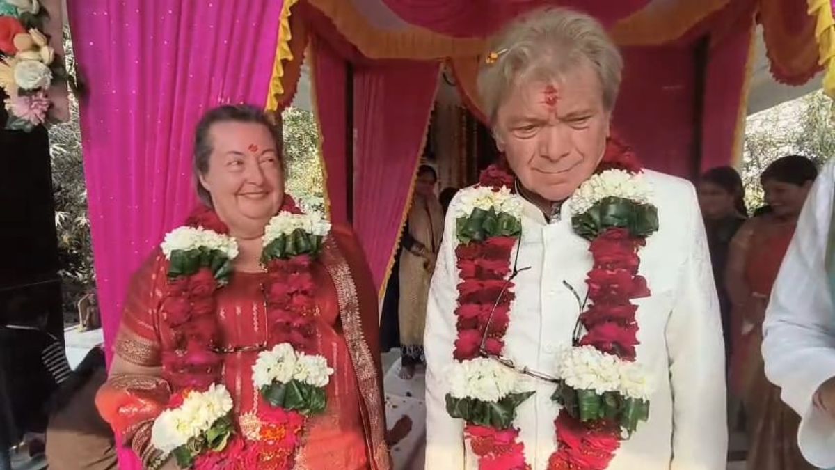 French Elderly Couple Married After 40 Years with Hindu Rituals in Agra