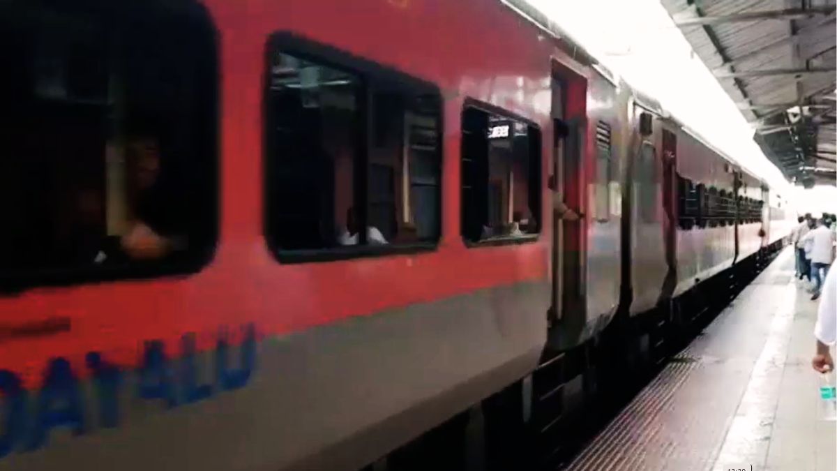 friendship threat murder two men thrown train 2024 now nitin buxar killer story friendship threat murder two men thrown train 2024 now nitin buxar killer story