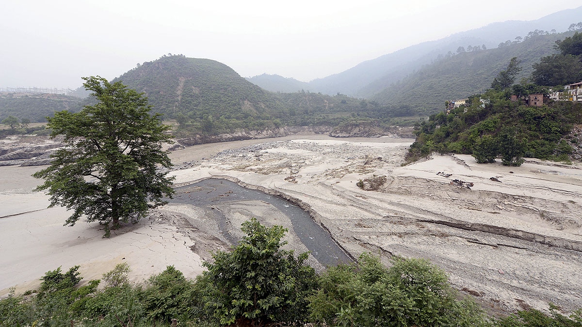 Ganga Glacier Groundwater IIT NGT