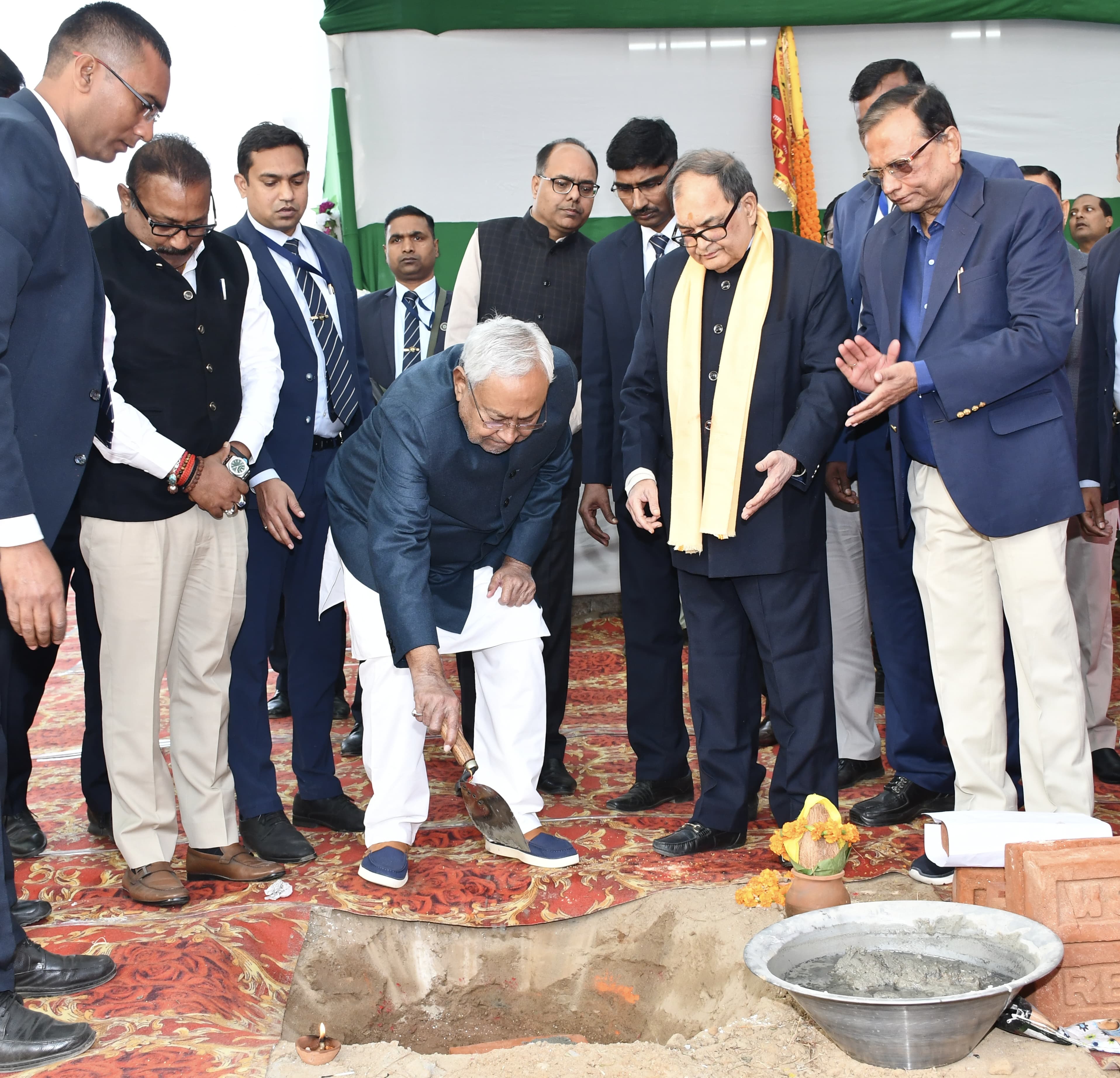 नीतीश कुमार