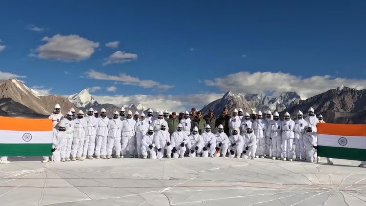 General Upendra Dwivedi Visit Siachen