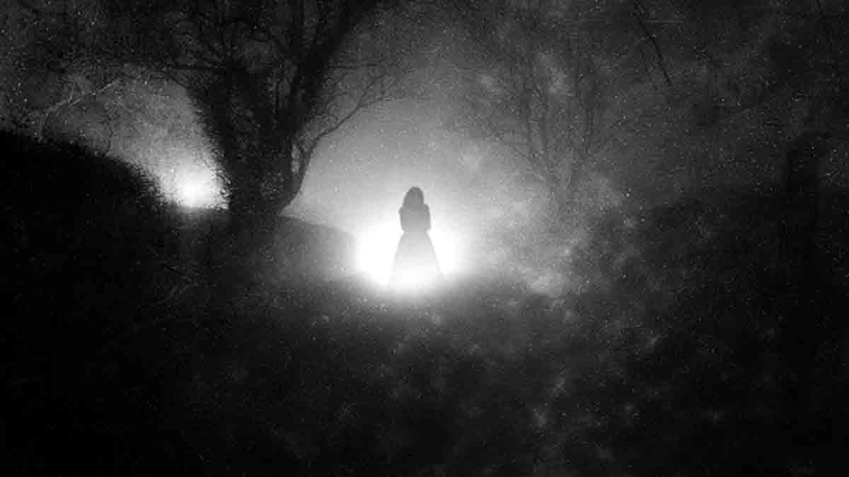 Ghostly Presence Ghostly Presence