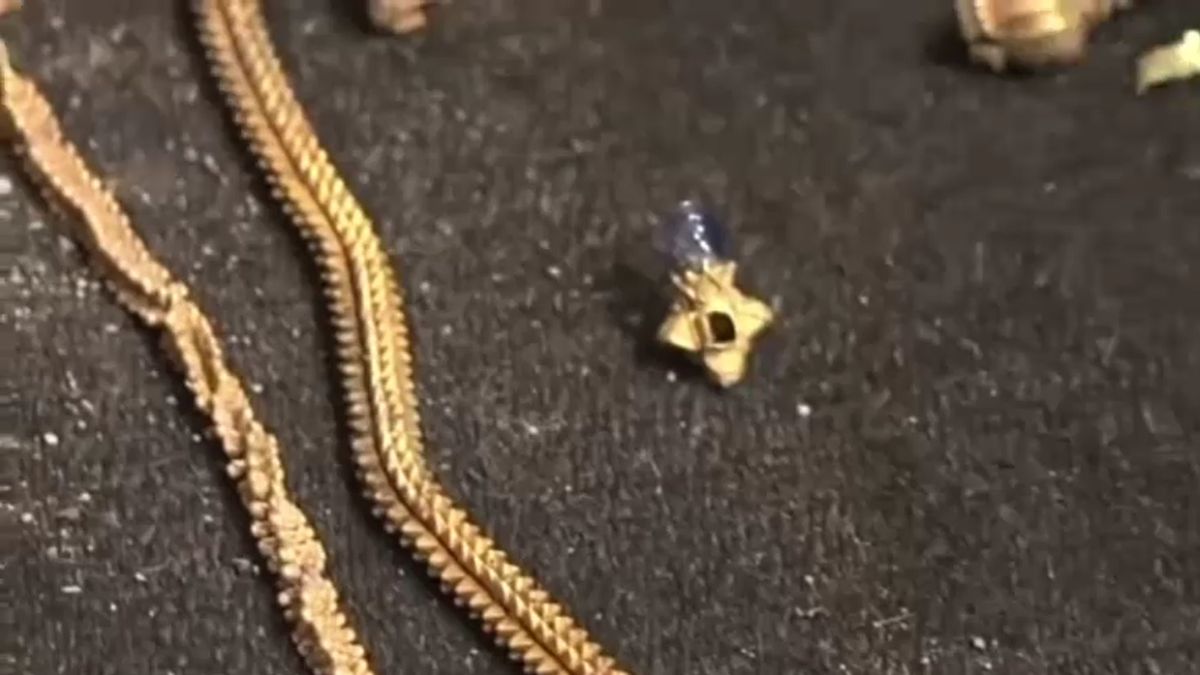 gold jewellery found during house digging in gadag karnataka