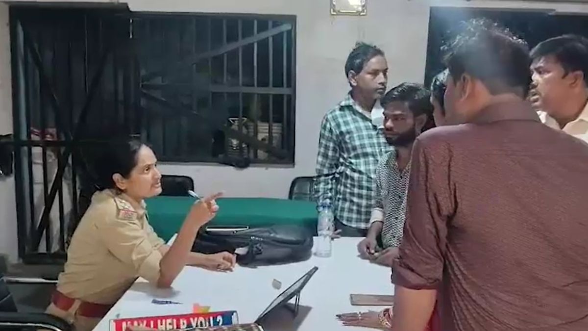 gopalganj bride flees after wedding groom alleges cheating loot gopalganj bride flees after wedding groom alleges cheating loot