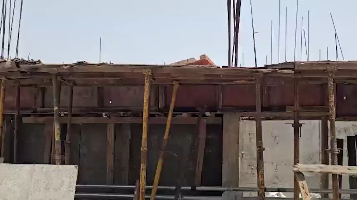 greater noida high rise Project tragedy 37th floor two workers broken safety belt greater noida high rise Project tragedy 37th floor two workers broken safety belt