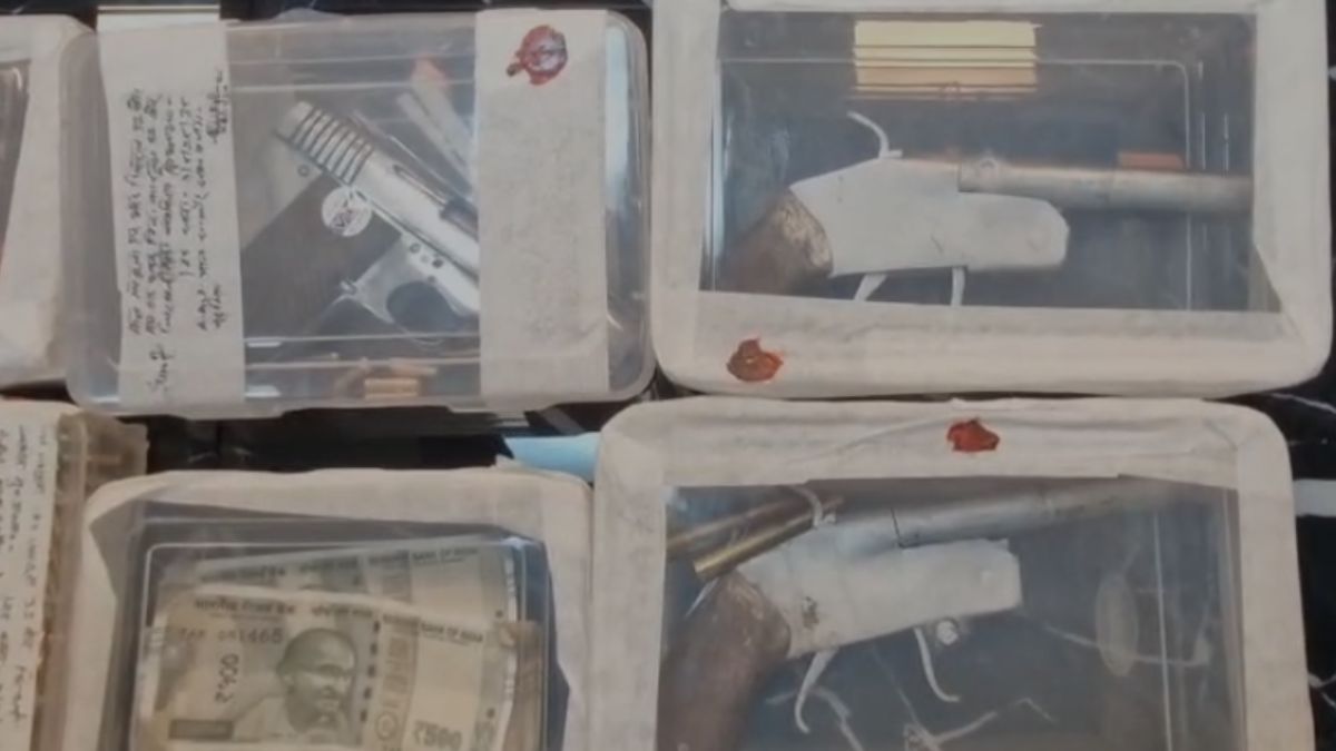 Greater Noida illegal arms smuggling Police busted gang
