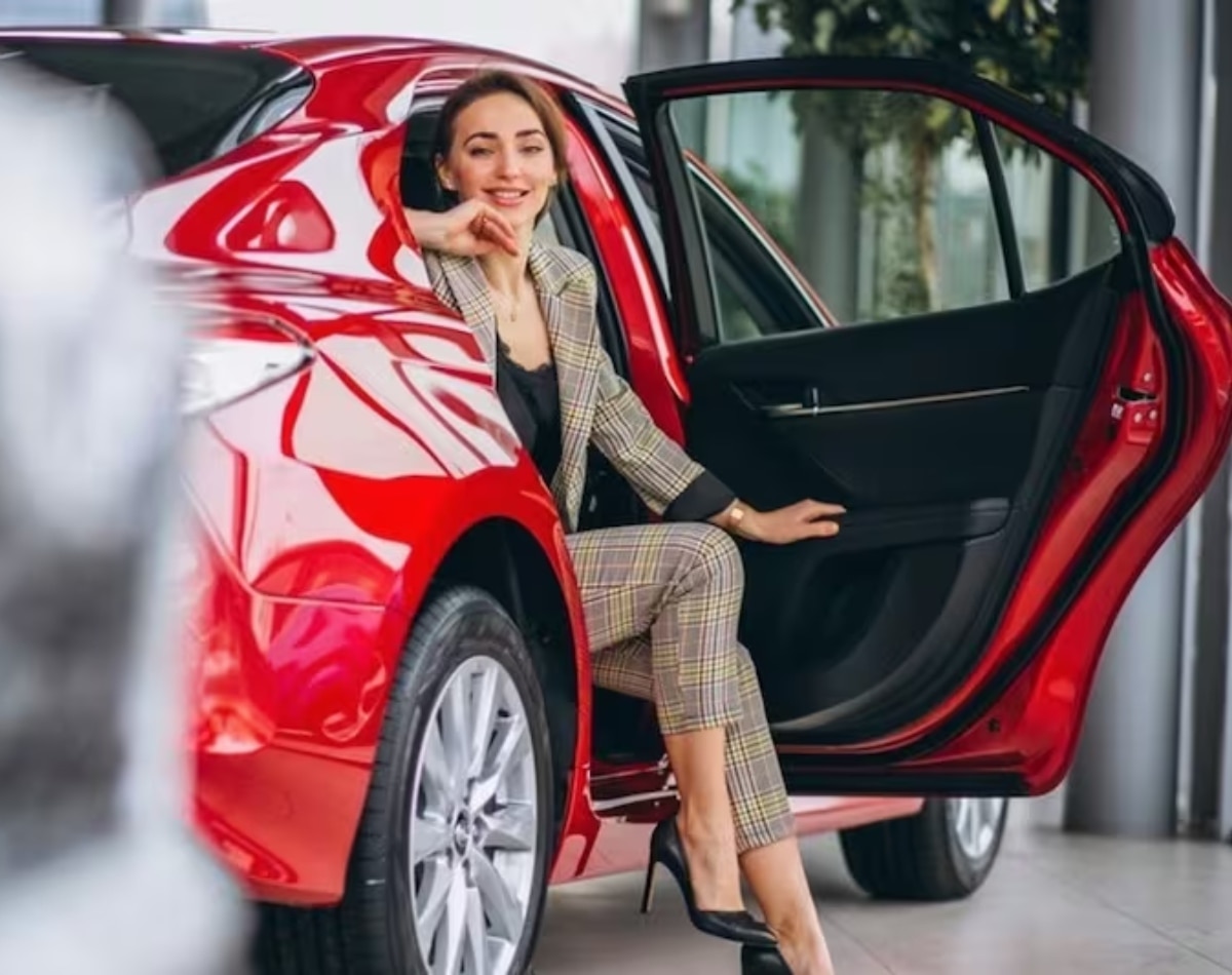 जीएसटी कट से मिडिल क्लास के लिए कार खरीदना आसान GST Cut Impact (Photo: Freepik)
